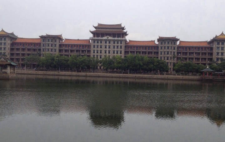  四川有中藥專業(yè)的專科學(xué)校