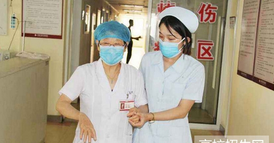  四川省女生讀護(hù)理專業(yè)好嗎？好就業(yè)嗎