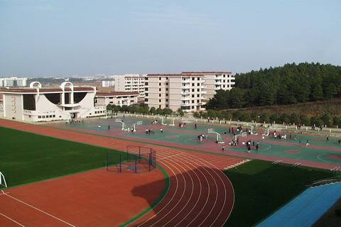  2020年四川化工職業(yè)技術(shù)學(xué)院五年制大專報名條件