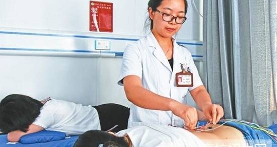  四川省哪里有針灸推拿專業(yè)學(xué)校招生，有幾個