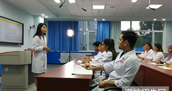  四川有哪些好的臨床醫(yī)學專業(yè)學校