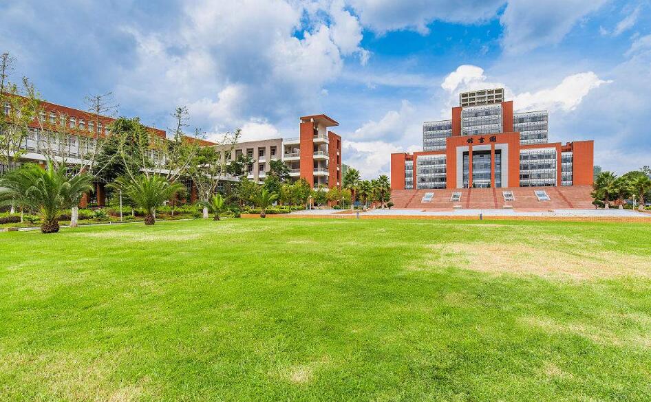 西南財經(jīng)大學校園環(huán)境