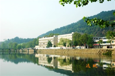 綿陽(yáng)機(jī)電工程學(xué)校圖片、照片