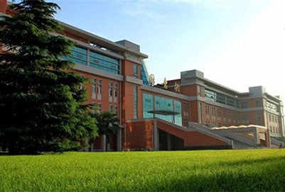  成都青華職業(yè)學(xué)校是公辦還是民辦