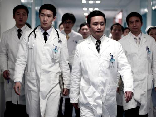 成都初中畢業(yè)的男生可以讀中西醫(yī)臨床醫(yī)學(xué)專業(yè)嗎？