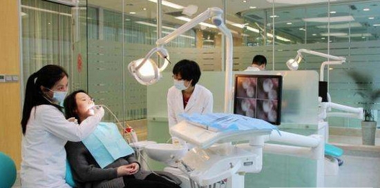  四川省口腔專業(yè)學校報名條件