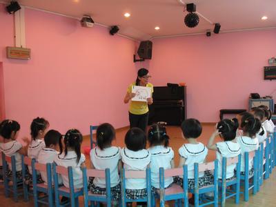 重慶幼師職業(yè)學(xué)校的學(xué)費,重慶師范幼師學(xué)校