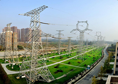 全國(guó)最先進(jìn)的輸配電線路實(shí)訓(xùn)基地.jpg