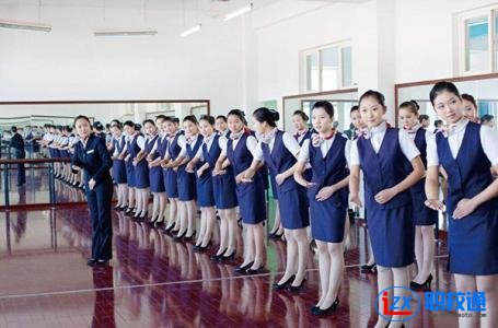 貴州哪所大專學(xué)?？罩谐藙?wù)比較好