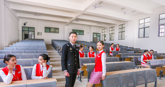 成都中專航空學校有哪些