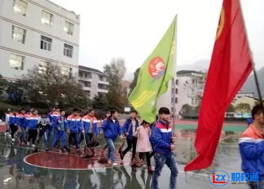 萬(wàn)源市黃鐘職業(yè)中學(xué)2020年分?jǐn)?shù)線多少