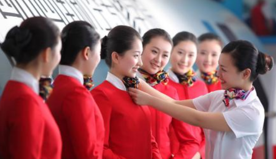 成都哪里有空乘學(xué)校