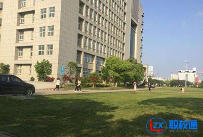 成都外語(yǔ)職業(yè)中專學(xué)校招生辦電話多少