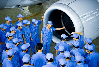 成都航空學(xué)校飛機(jī)機(jī)電設(shè)備維修專業(yè)條件
