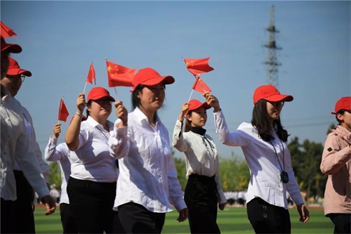 2020年山東鋁業(yè)職業(yè)學(xué)院中職部春季運(yùn)動會拉開帷幕