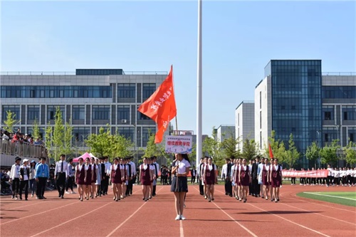 2020年山東鋁業(yè)職業(yè)學(xué)院中職部春季運(yùn)動會拉開帷幕