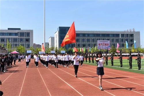 2020年山東鋁業(yè)職業(yè)學(xué)院中職部春季運(yùn)動會拉開帷幕