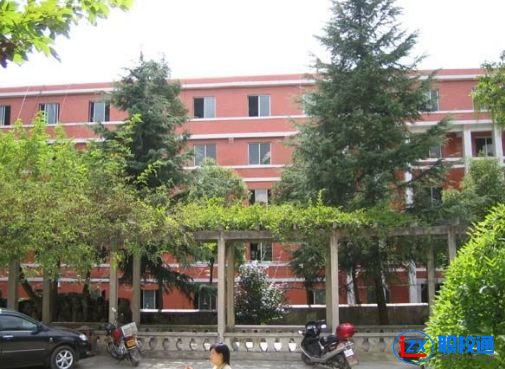 貴州省畢節(jié)市財(cái)貿(mào)學(xué)校哪些專業(yè)比較熱門