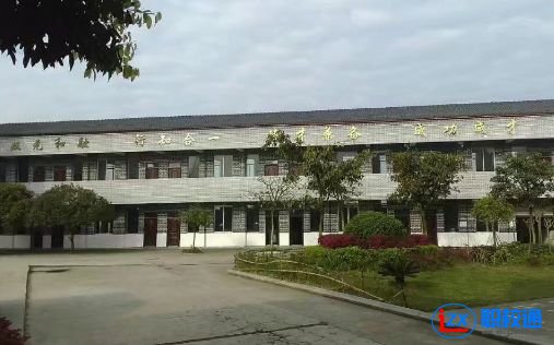 成都市莊園機電職業(yè)技術學校招生辦電話多少