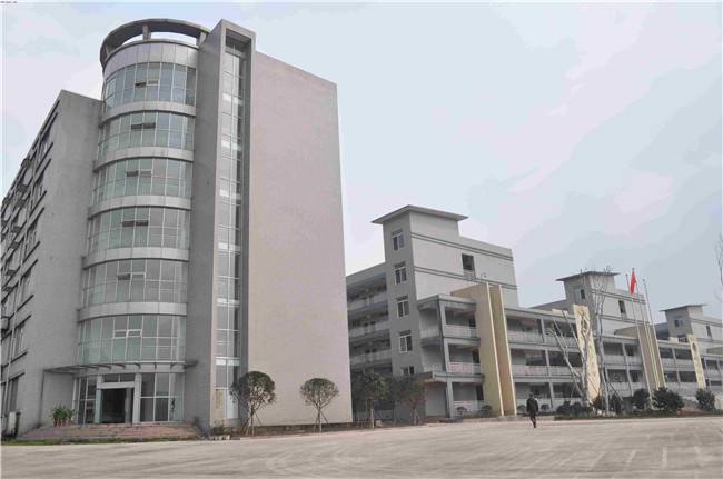 2020年四川省宜賓市職業(yè)技術(shù)學(xué)校招生對(duì)象及招生條件