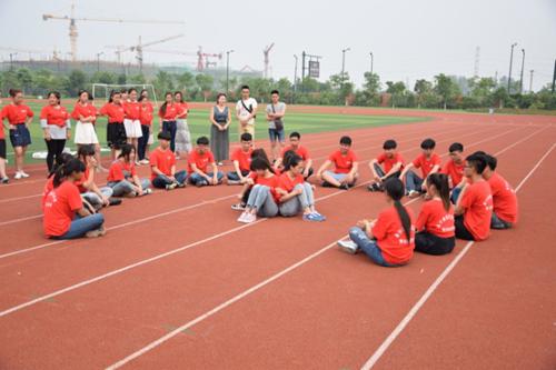 成都幼兒師范學校解析學前教育是不是幼師專業(yè)