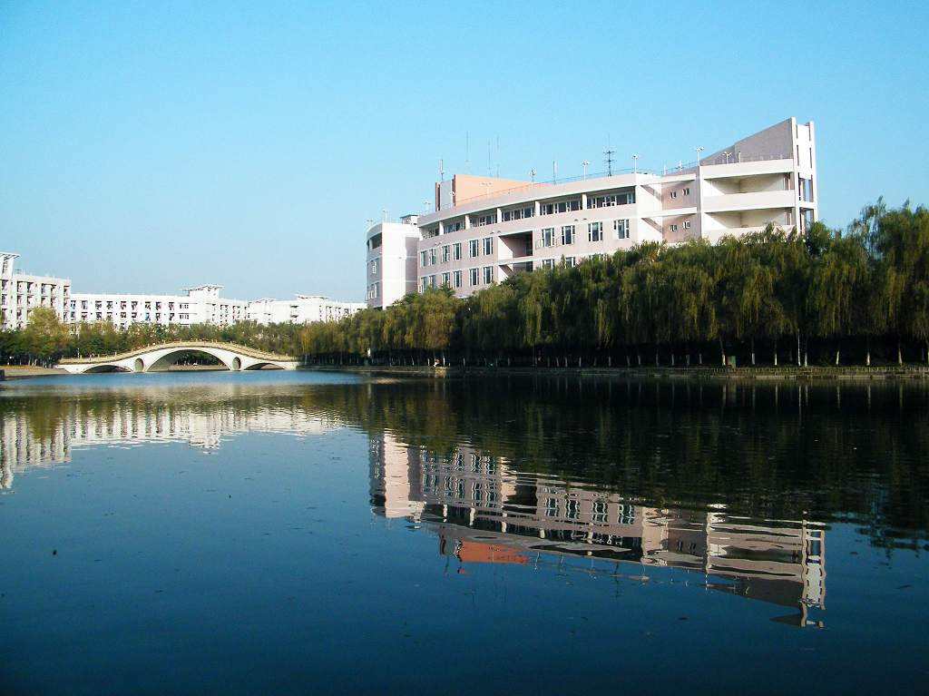 重慶市護士學校校園環(huán)境