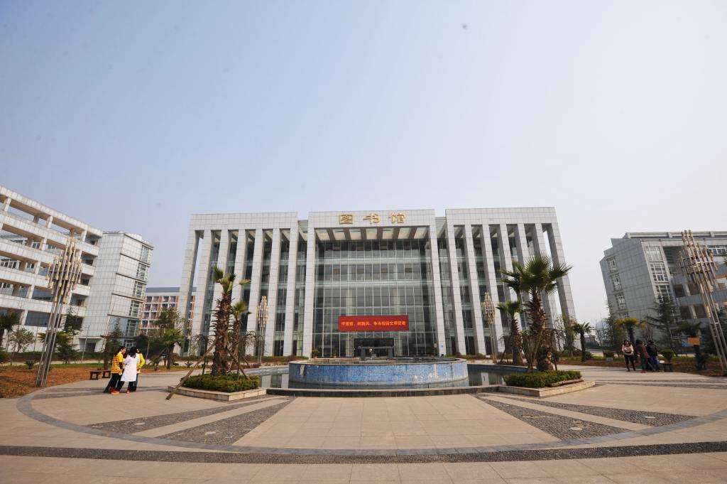 重慶市護士學(xué)校校園環(huán)境