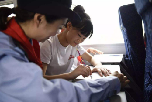  貴陽高鐵職業(yè)學(xué)校2020年報名學(xué)費多少？