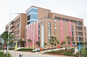 資陽汽車科技職業(yè)學(xué)校