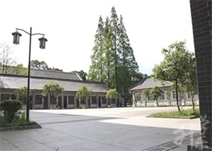 四川省檔案學校