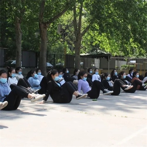 濟南應用技術學校：心疼，班主任的一天