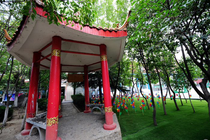 為什么大家都選擇山東新華電腦學(xué)院？它有哪些優(yōu)勢？