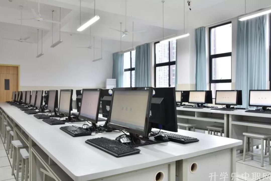 成都市現(xiàn)代職業(yè)技術學校