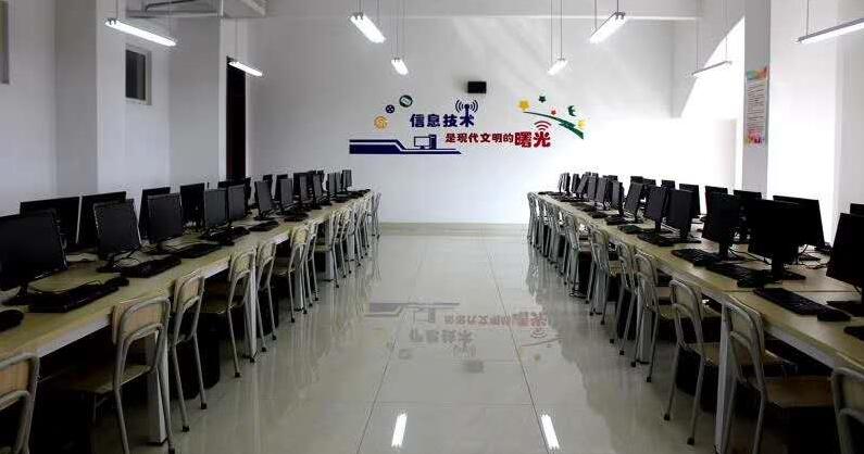 上海交大教育集團(tuán)山東深泉學(xué)院動(dòng)漫設(shè)計(jì)專業(yè)怎么樣？