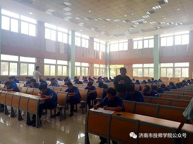 濟南市技師學(xué)院2020屆合肥地鐵駕駛訂單班進行驗收考核