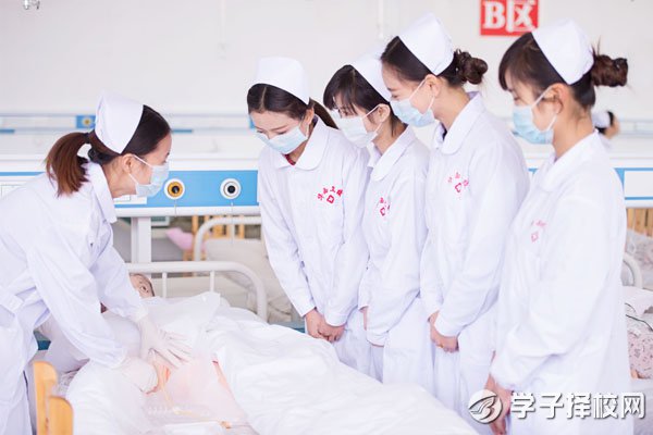 成都華西衛(wèi)校有什么優(yōu)勢(shì)