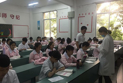 2020年成都衛(wèi)校分析高級護理專業(yè)前景