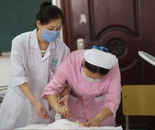 遵義的大學(xué)如何遵義醫(yī)藥高等?？茖W(xué)校評價(jià)好不好呢
