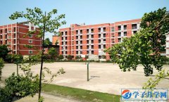 成都市機(jī)械高級技工學(xué)校2024年四川汽修學(xué)校排名