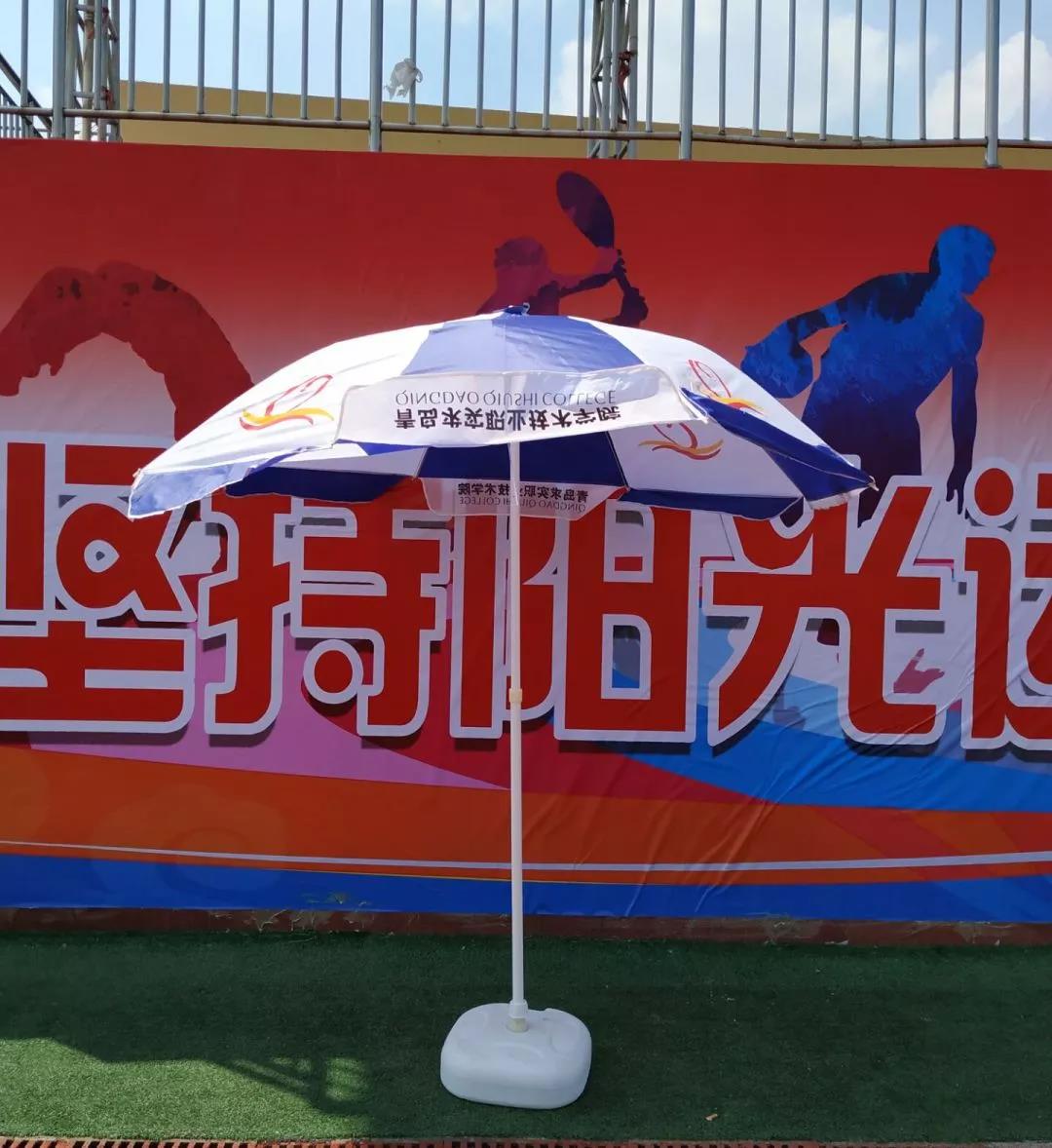 青島求實職業(yè)技術學院2018級新生軍訓火熱開展中