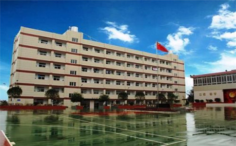 昆明高級(jí)技工學(xué)校2020年招生簡(jiǎn)章