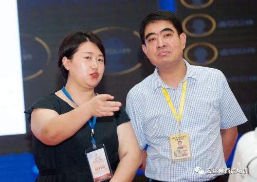市區(qū)職建科、市區(qū)鑒定中心高度重視、嚴(yán)格要求、認(rèn)真評(píng)審，為大賽順利舉辦保駕護(hù)航