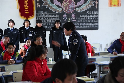 傳遞正能量！山東東營金盾司法學校隆重舉行期末表彰大會暨家長會