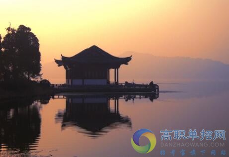  貴州輕工職業(yè)技術(shù)學(xué)院2021年分類(lèi)考試招生簡(jiǎn)章