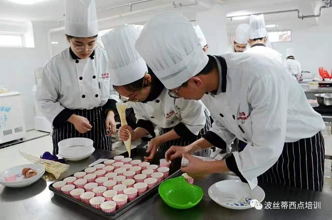 煙臺波絲蒂中西糕點職業(yè)技能培訓(xùn)學(xué)校都能學(xué)什么？
