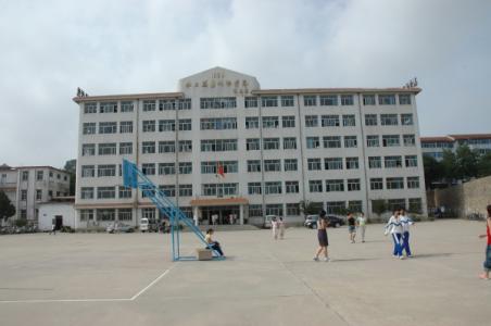 山東威海外國語進修學院師資力量是怎樣的？