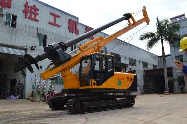 山東港口工程高級(jí)技工學(xué)校有工程機(jī)械運(yùn)用與維修專業(yè)嗎？