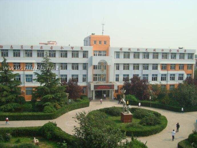 山東華德職業(yè)中等專業(yè)學(xué)校辦學(xué)優(yōu)勢有哪些？