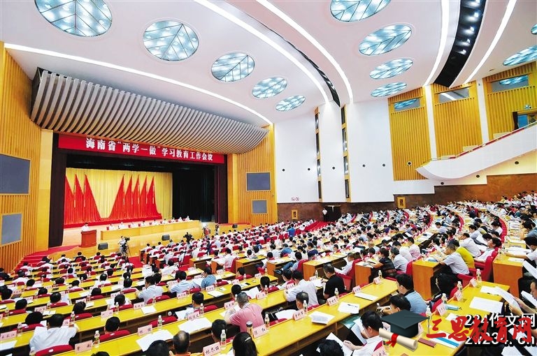 2021年軍隊(duì)兩學(xué)一做民主生活會(huì)對(duì)照檢查材料報(bào)告
