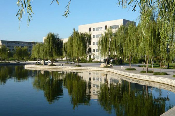 上海建峰職業(yè)技術(shù)學(xué)院怎么樣 評(píng)價(jià)排名好不好(10條)
